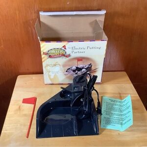 Electric Putting Partner with Flag